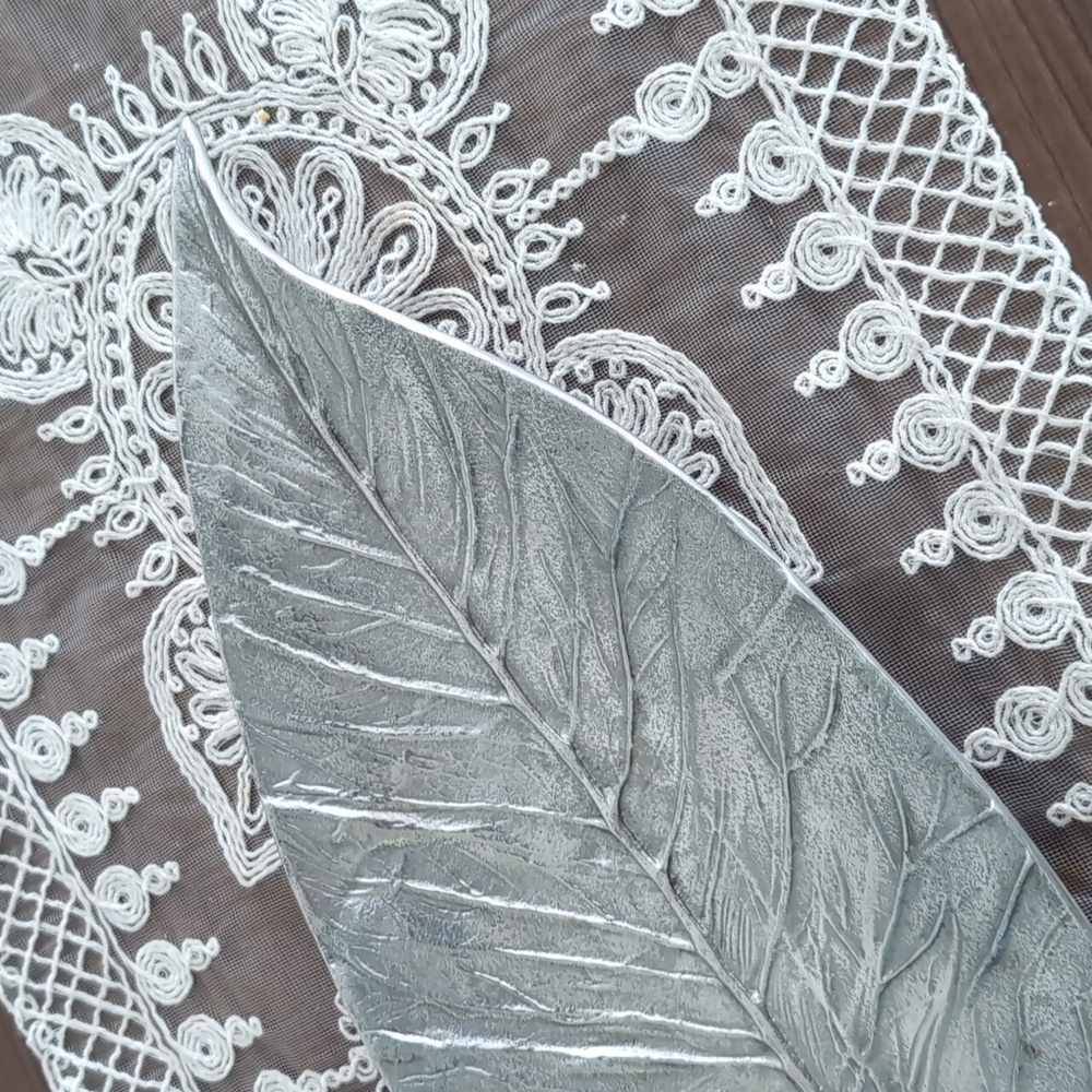 Martha Stewart decorational Aluminum center piece tray - Picture 6 of 7